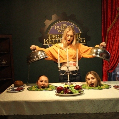 The Puzzling World of Professor Kettlestring